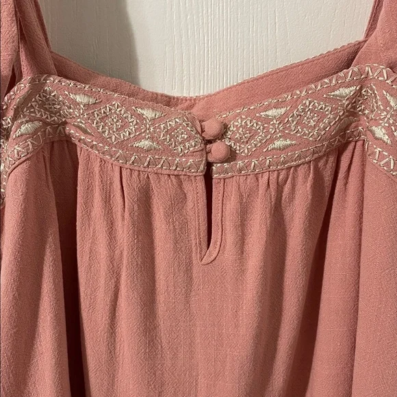 NWT Kori Boho Pink Coral Flowy Embroidered Trim Tie Strap Top Size Medium - Picture 5 of 9